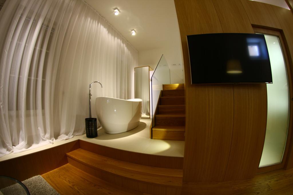 The Bridge Luxury *